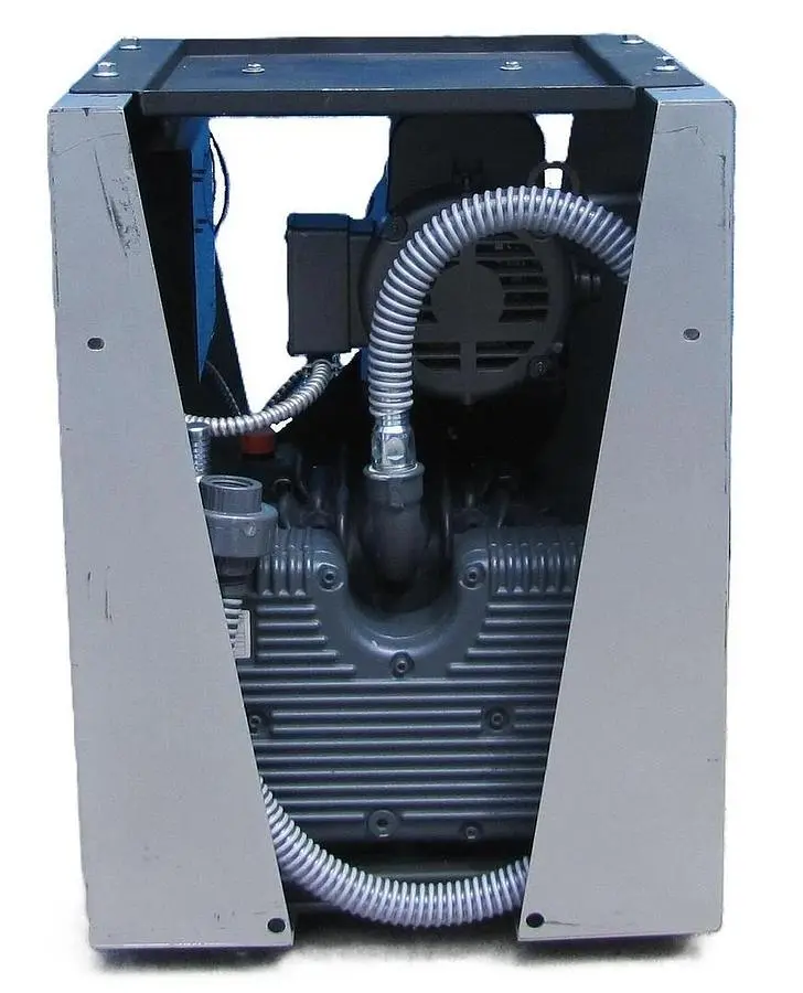 Used MIDMARK 029-3713-01 Vacuum Pumps California US | Bay Line Tool #1321460