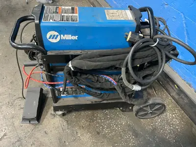 Used MILLER DYNASTY 210 Tig Welders Ohio US | HGR 24 #1543318