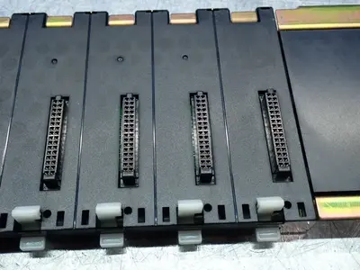 Used OMRON C200HWBC101V1 PLC Expansion Units Ohio US | HGR 24 #751723