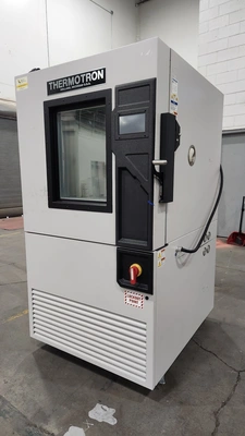 2018 THERMOTRON S-16-8200 Temperature Chamber | Tekmart International Inc. (1)