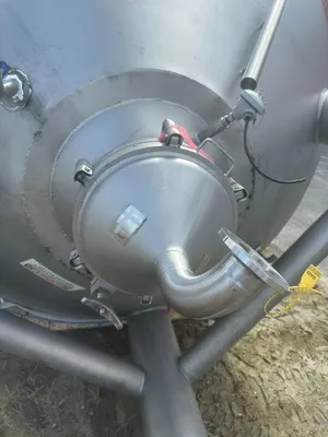 MUELLER 16,600 GALLON Cuve en Inox | Perry Equipment (8)
