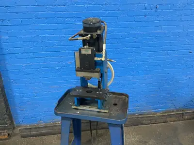 Used DESTACO HYDRADYNE 70661 Hydraulic Presses Ohio US | HGR 24 #1485335