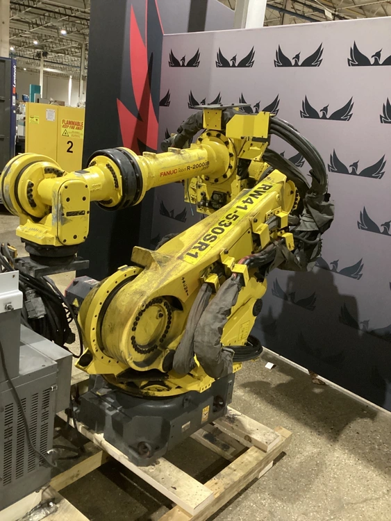 Used FANUC R-2000IB/210F + R30IB Robots Michigan US | iGAM Industrial Marketplace #327301