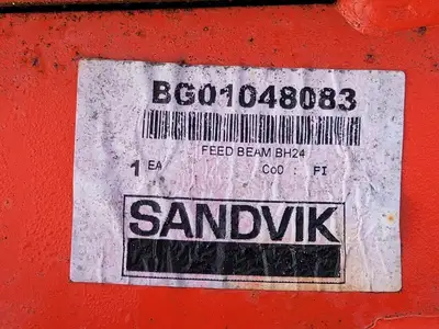 NEW SANDVIK BG01048083