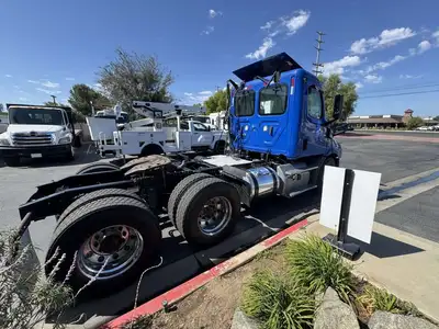 Used 2019 FREIGHTLINER T11664ST Conventional trucks California US | Commerce Truck Equipment Sales #1548718
