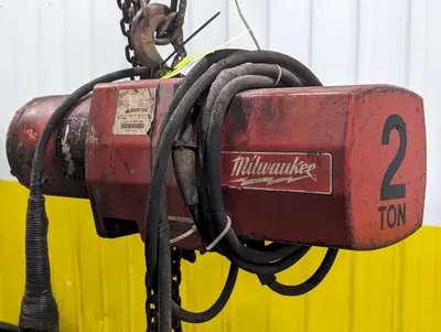 USED MILWAUKEE 9573