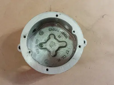NEW CROUSE-HINDS GRFX129