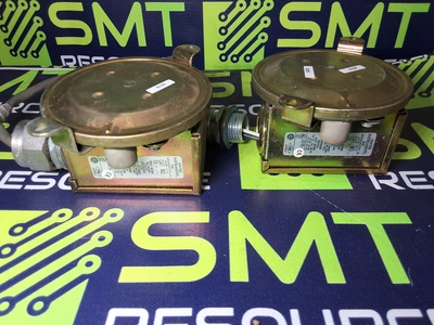 DWYER 1910-0 PRESSURE SWITCH - LOT OF 2 -