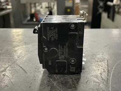 NEW SQUARE D QOB350