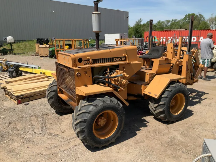 Used DAVIS’S FLEETLINE 70+4 Trenchers Michigan US | Miedema Asset Management Group #1180792