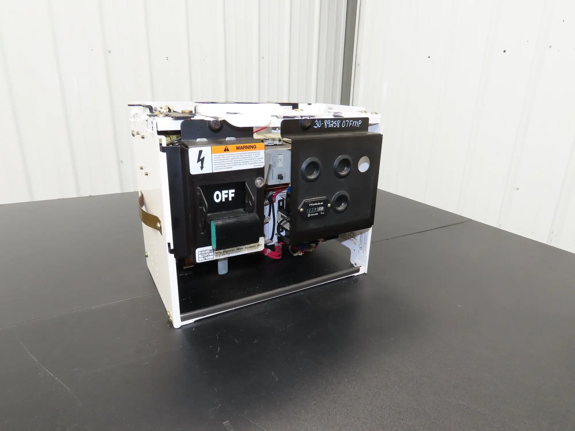 Siemens 32-89258 Combination Bucket Breaker MCC Starter Fused 600VAC 10HP 3Ph