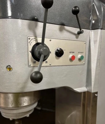 8-0146 Hobart 140Qt Mixer Model V1401