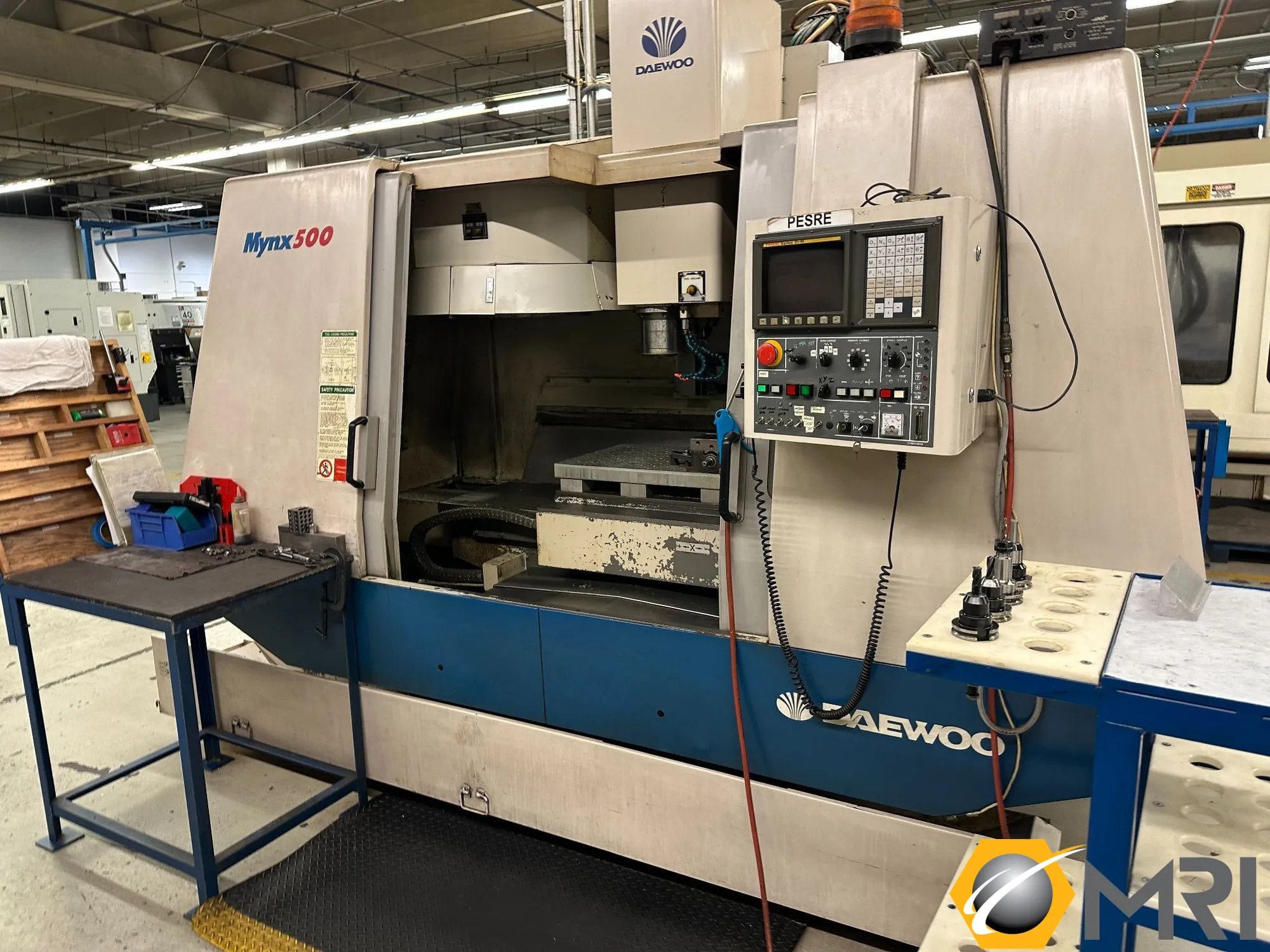 2000 Daewoo Mynx 500 Vertical Machining Center | 7612465 MM