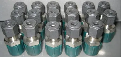 QTY. 17. PARKER ZBG &frac14;" X PMI PC-3/8" UJKP. ...
