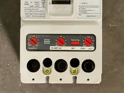 USED CUTLER-HAMMER HJD3250F