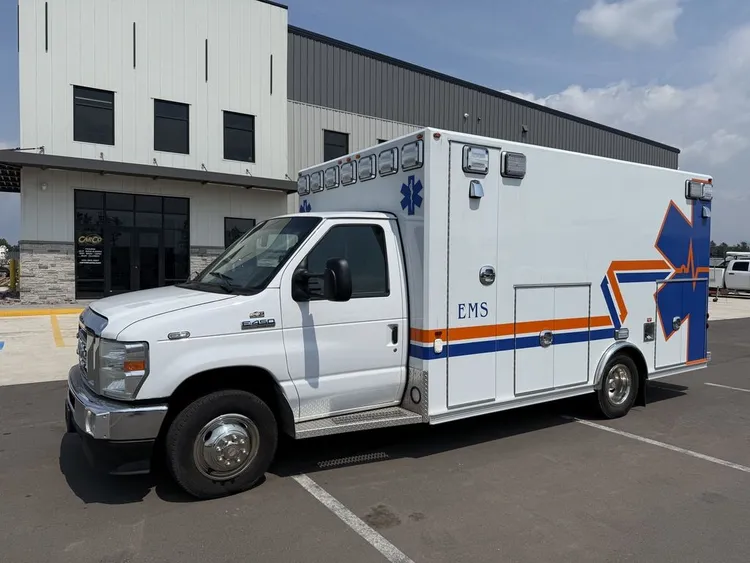 Used 2021 FORD E450 OSAGE AMBULANCE Misc Trucks Minnesota US | Carco Truck & Equipment #1514142