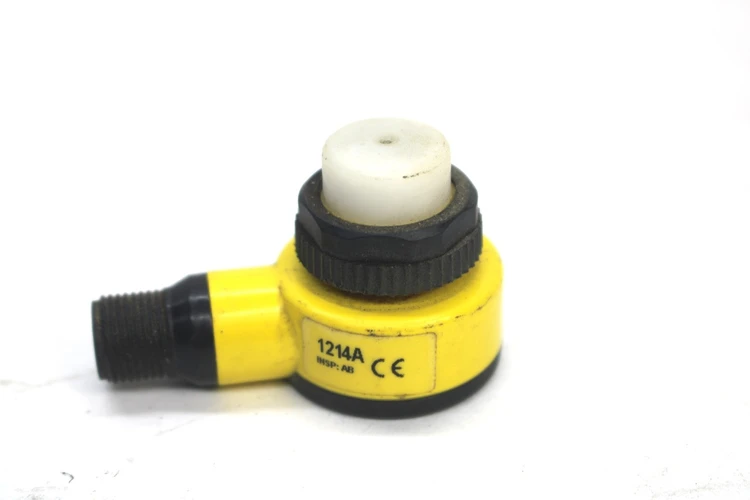 Used BANNER T18GRYPQ Industrial Controls | Industrial Parts R Us Inc. #365526