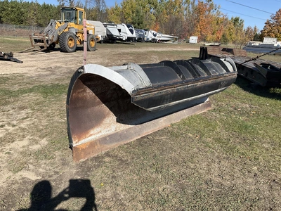 Used _UNKNOWN_ 11' PLOW WITH POWER ANGLE AND HEAVY DUTY FRONT BUMPPER MOUNT Plow Blades Michigan US | Miedema Asset Management Group #1579538