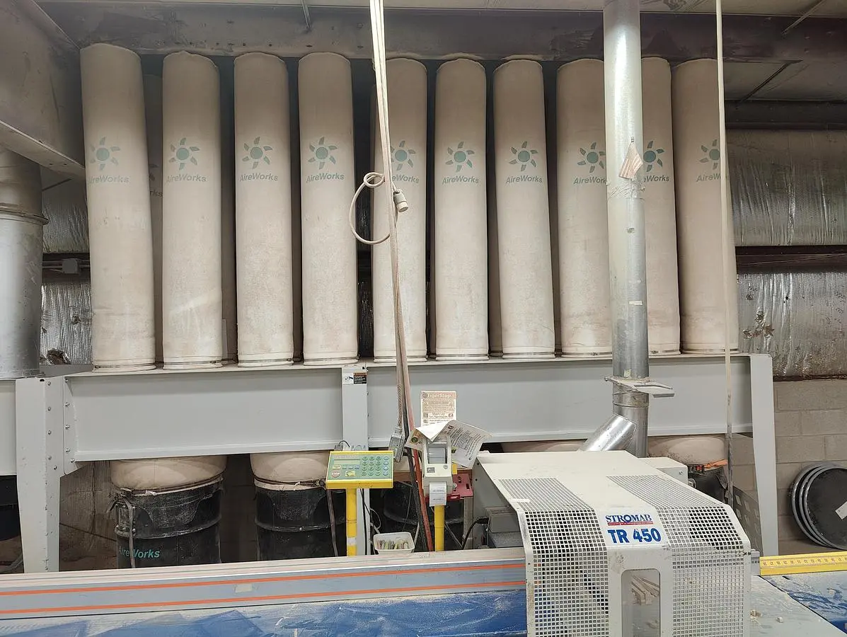USED 2002 AIREWORKS FX-25-8000