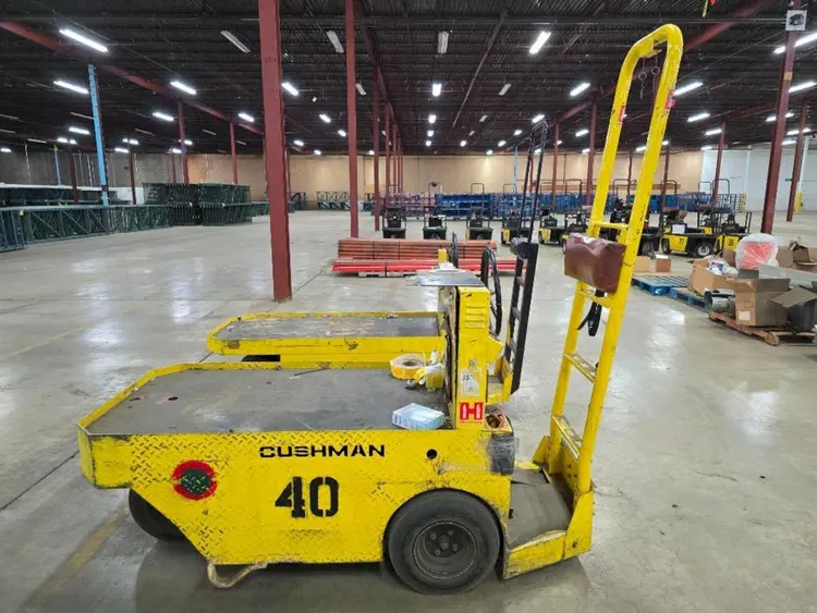 Used CUSHMAN 898361 Maintenance Carts Ohio US | Yoder Brothers machinery #397494