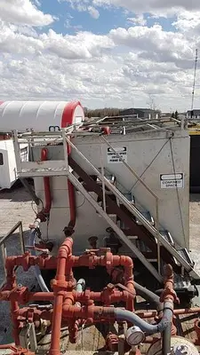 USED NATIONAL JWS-165L TRIPLEX WELL SERVICING REVERSING MUD PUMP TRAILER