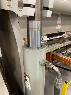 USED ACCURPRESS 717514