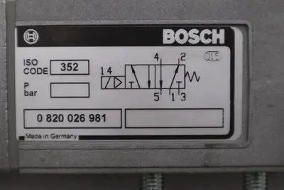 Bosch 0 820 026 981 Rexroth Single Solenoid Valve And Coil - STOCK GF570