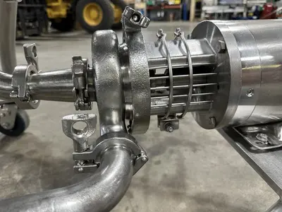 SS holding tank with pump