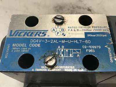 USED VICKERS DG4V-3-2AL-M-U-HL7-60