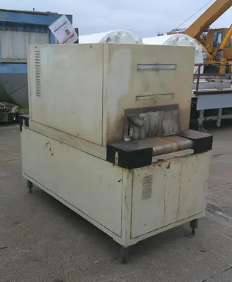 SPC9277  Shrink Tunnel Evolution Machinery electric shrink tunnel 18" wide x 8.25" tall work opening