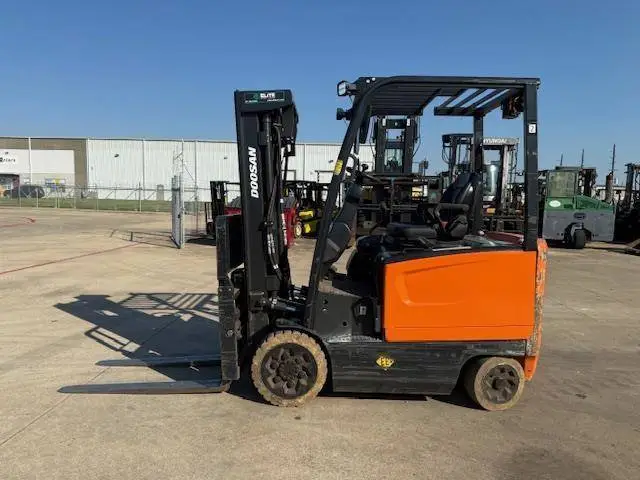Used 2023 DOOSAN BC30S-7 4-Wheel Sit down Electric Counterbalance Forklifts Illinois US | Somerset Equipment Sales #1546132