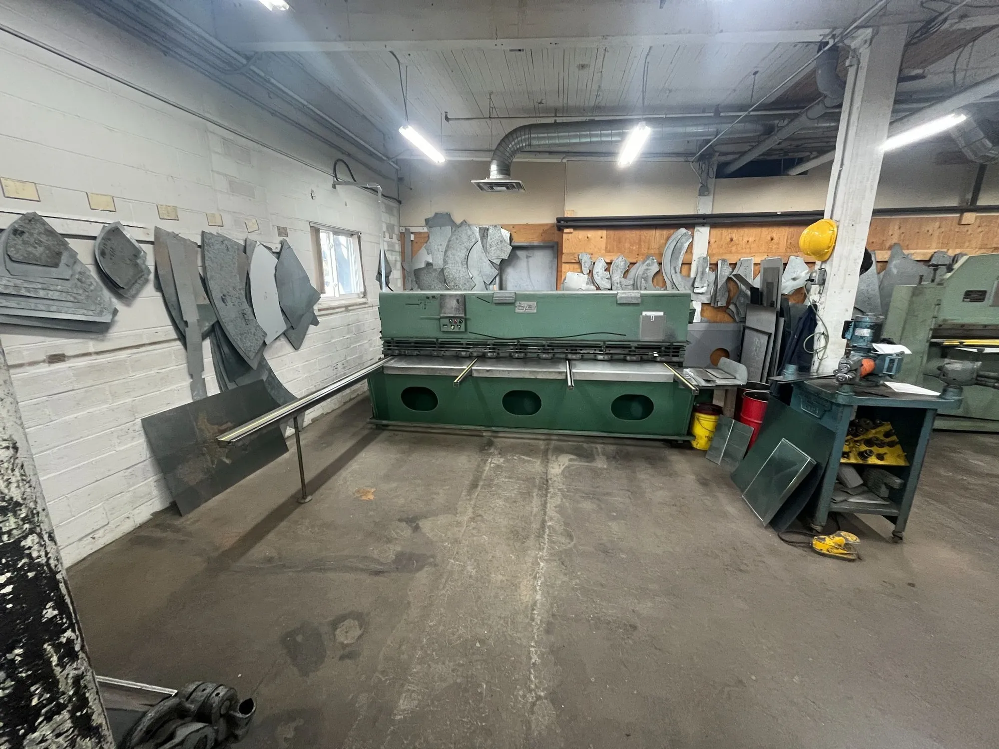 Used DYE MODEL 10 1/8 Power Squaring Shears (Inch) Ontario CA | ListingHippo #1517167