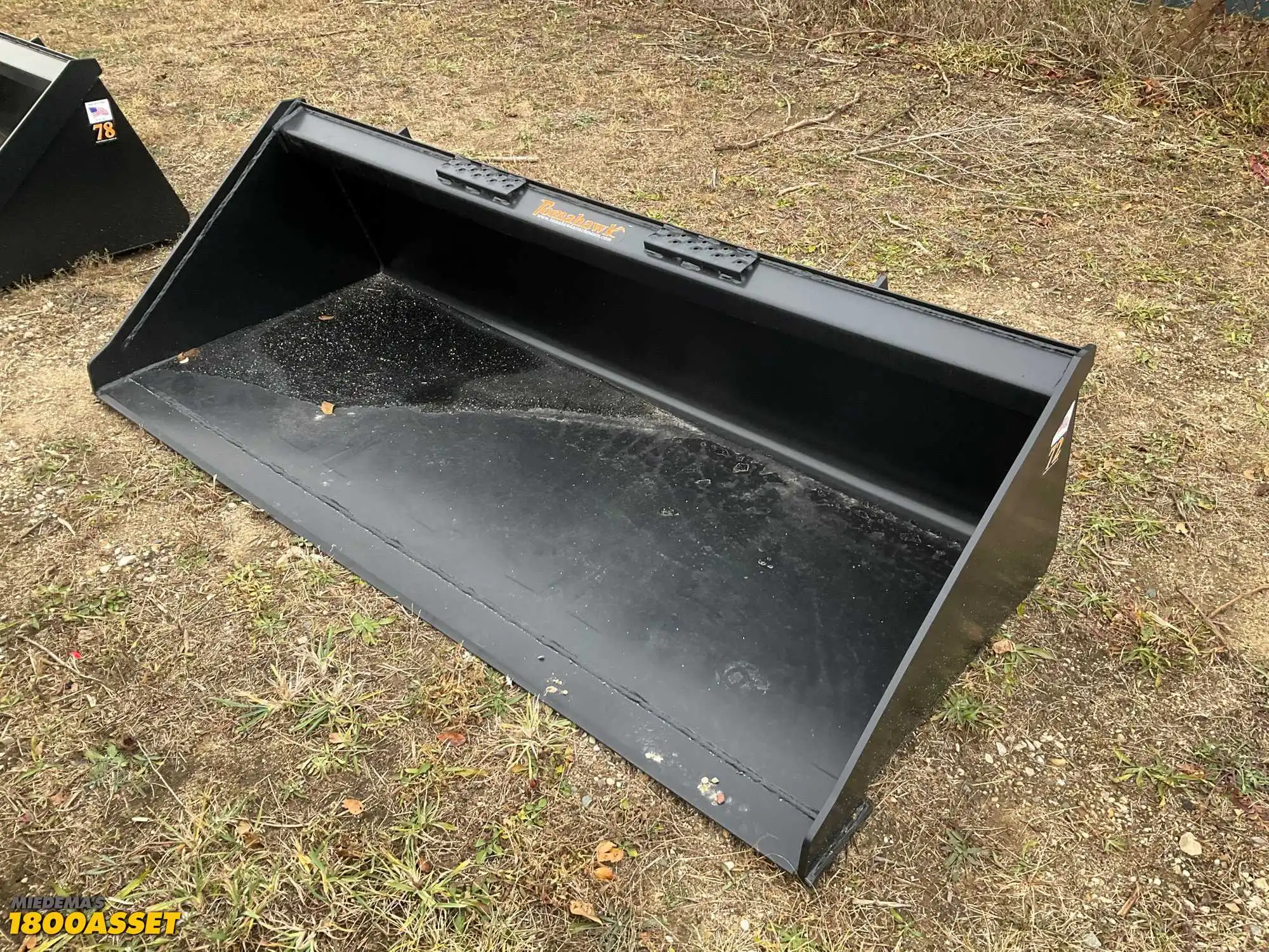 New Tomahawk 72” skid steer bucket, welded on high carbon cutting edge, skid steer quick attach