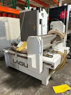 USED 2021 LAGUNA MCNC SWIFT