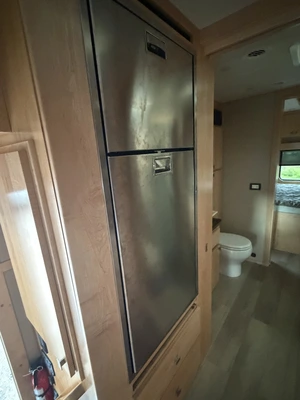 Used 2021 INTERNATIONAL SHOWHAULER CUSTOM 4X4 Campers, Caravans, Motorhomes Michigan US | Miedema Asset Management Group #1580270