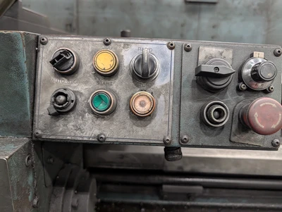 2009 Kuraki PA3512030 Manual Lathe 28" 4-Jaw Chuck; 460/3/60; Apprx. 120" distance between