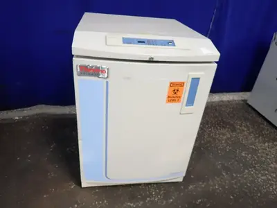 USED THERMO FISHER SCIENTIFIC 7402