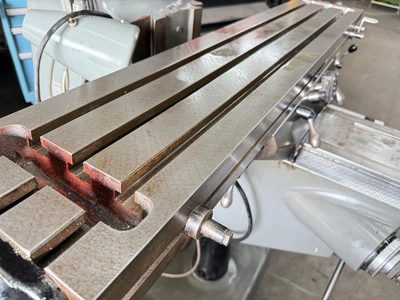 BRIDGEPORT SERIES 1 2HP 9"x48" MILLING MACHINES, VERTICAL | Wheeler Machinery Sales (6)