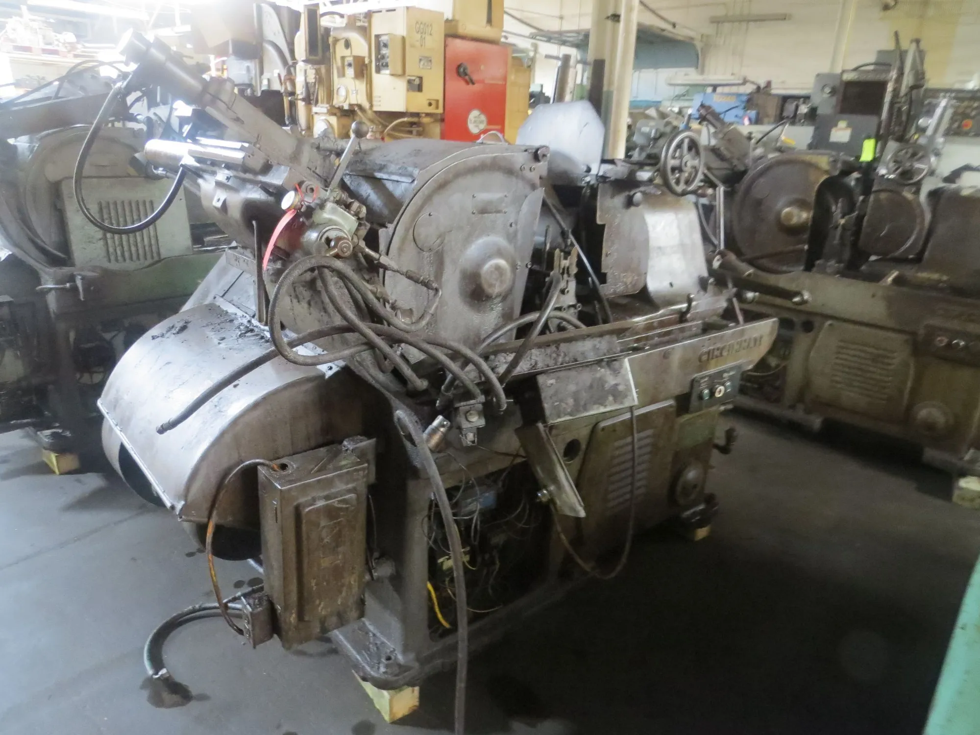 Used 1943 CINCINNATI #2 EA | GRINDERS, CENTERLESS