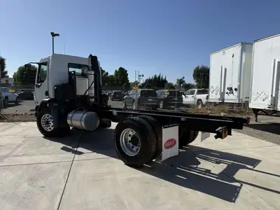 New | in-Stock 2025 PETERBILT 220 Cab Chassis trucks California US | Commerce Truck Equipment Sales #1548686