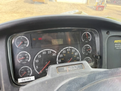 Used 2008 FREIGHTLINER BUSINESS CLASS M2 Tractors & Trailers Minnesota US | Miedema Asset Management Group #1443936