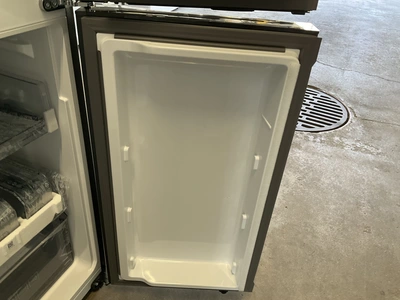 Used SAMSUNG RF29DB9600QL Refrigerators Michigan US | Miedema Asset Management Group #1769143