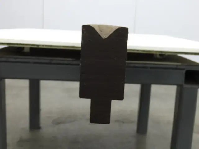 Press Brake Die 120-1/2" Long 90° V 17/32" W 5/16" D 1-7/8" H