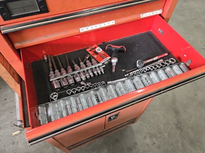 Used _UNKNOWN_ _UNKNOWN_ Tool Box Texas US | IRS Auction #1325934