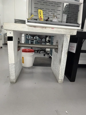 Used _UNKNOWN_ _UNKNOWN_ Furniture (Laboratory) Rhode Island US | Federal Equipment Company #1344293