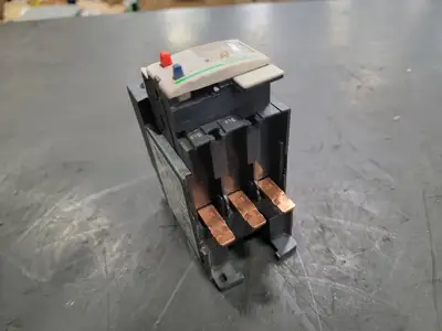 USED SCHNEIDER ELECTRIC LRD340