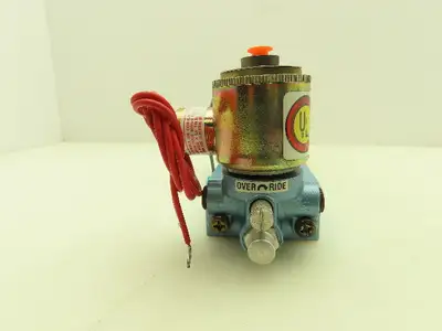 Honeywell Skinner S3FFHAL3 Directional Control Spool Valve 5/3 24VDC 3/8" NPT