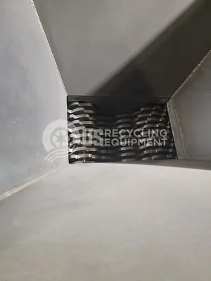 Used 2019 UNTHA RS30 24HP QUAD SHAFT SHREDDER Shredders | US Recycling Equipment #474501