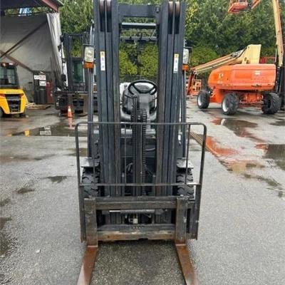 Used 2017 DOOSAN G25E-5 Internal Combustion Forklifts: Pneumatic Tire British Columbia CA | Leavitt Machinery #1561746