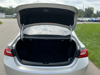 Used 2017 CHEVROLET MALIBU Sedans Michigan US | Miedema Asset Management Group #1402777